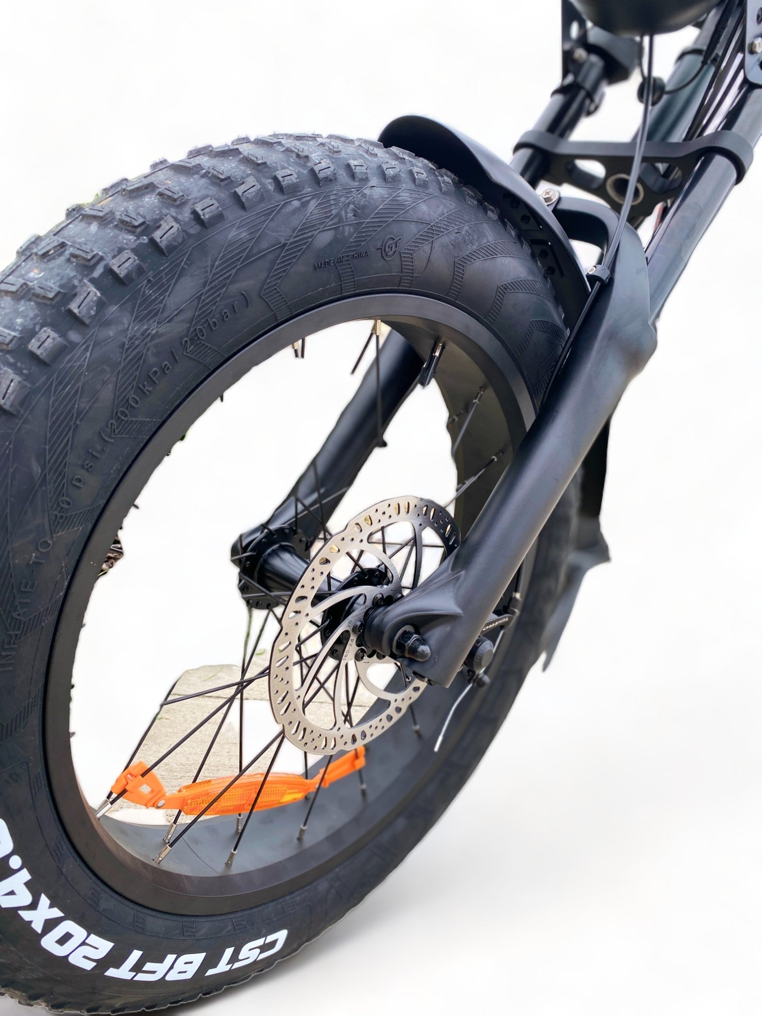 BULLBIKE Sofia Fatbike E-Bike 250W 48V 13Ah 25 km/h 