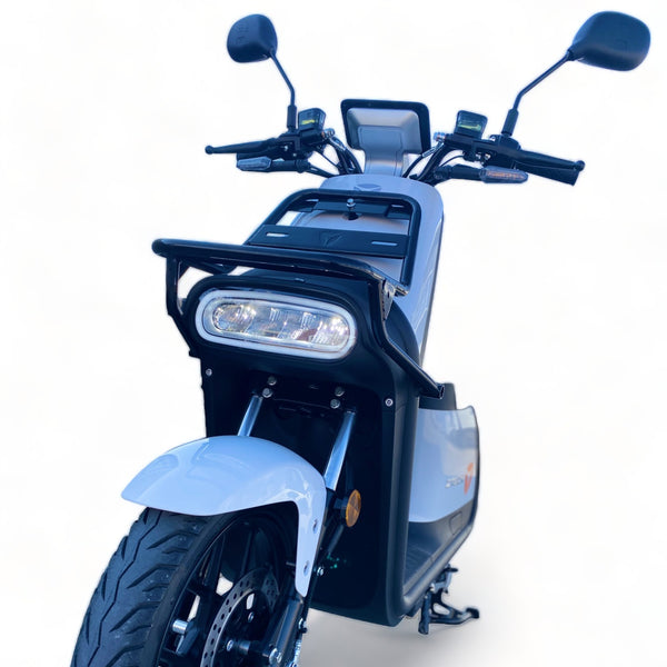 BULLBIKE Amman electric scooter 2730W 2x 60V 24Ah 45 km/h 