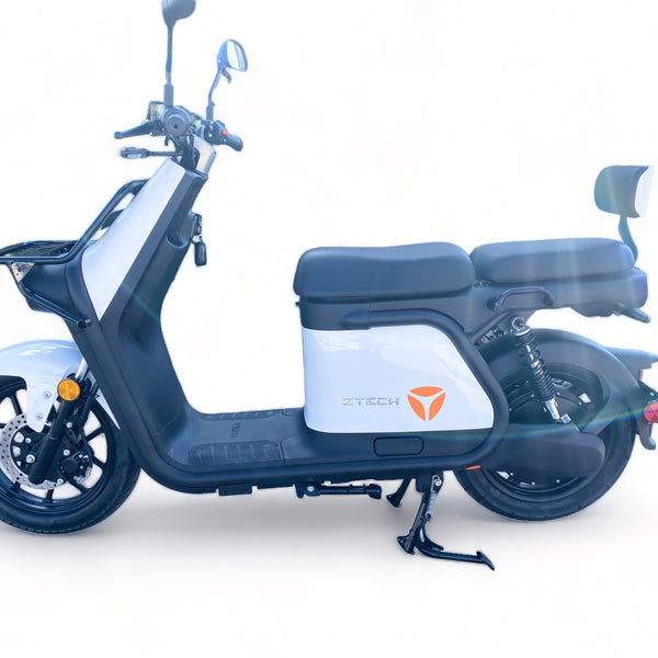 BULLBIKE Amman electric scooter 2730W 2x 60V 24Ah 45 km/h 