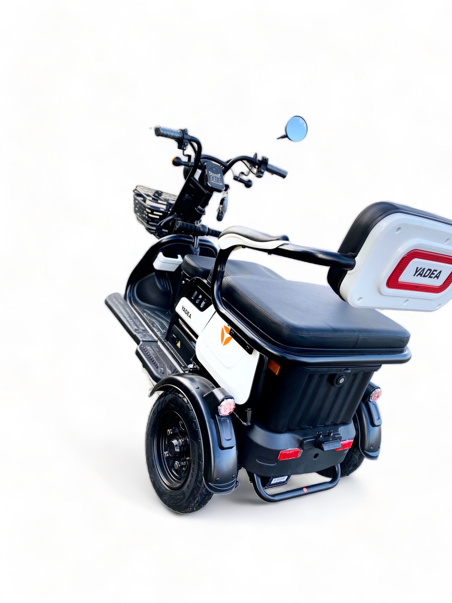 BULLBIKE TRONDHEIM Electric Scooter 600W 60V 20Ah 25Km/h/ Senior Mobility / Tricycle 